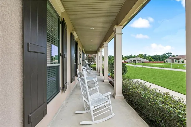 $970,000 | 5 West Kori Lane, Waggaman, LA 70094