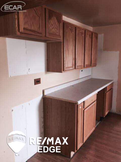 5565 Birch Run Road Millington, MI 48746 - Photo 10 of 40 20437418-9.JPG