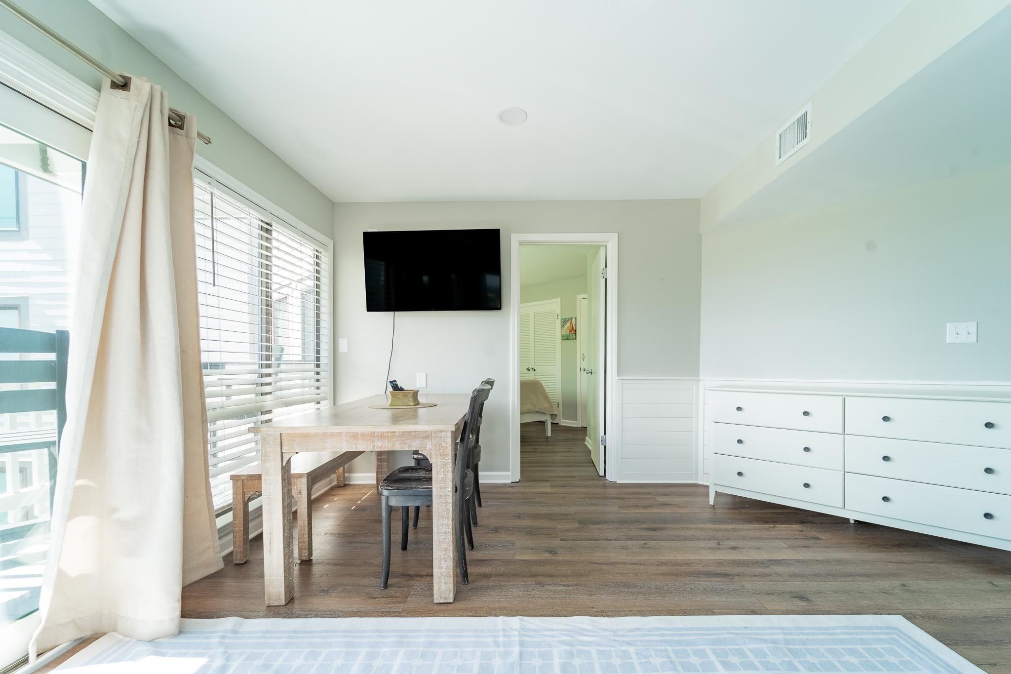 497 Plantation Road, Unit 1243 Gulf Shores, AL 36542 - Photo 8 of 18 Dining Area