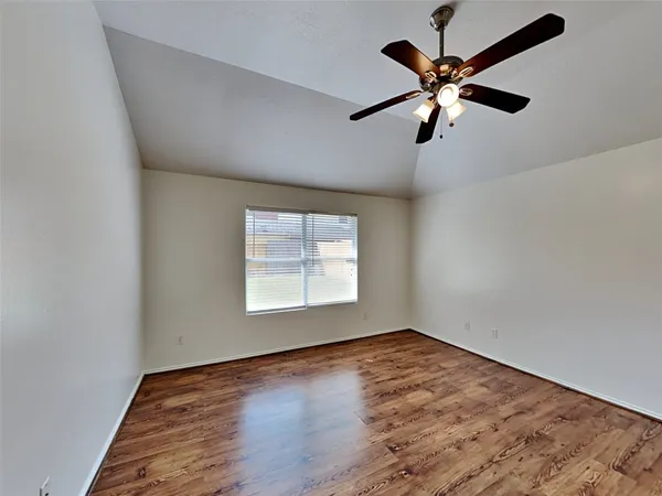 $1,905 | 11919 Lois Ln Drive, Pinehurst, TX 77362
