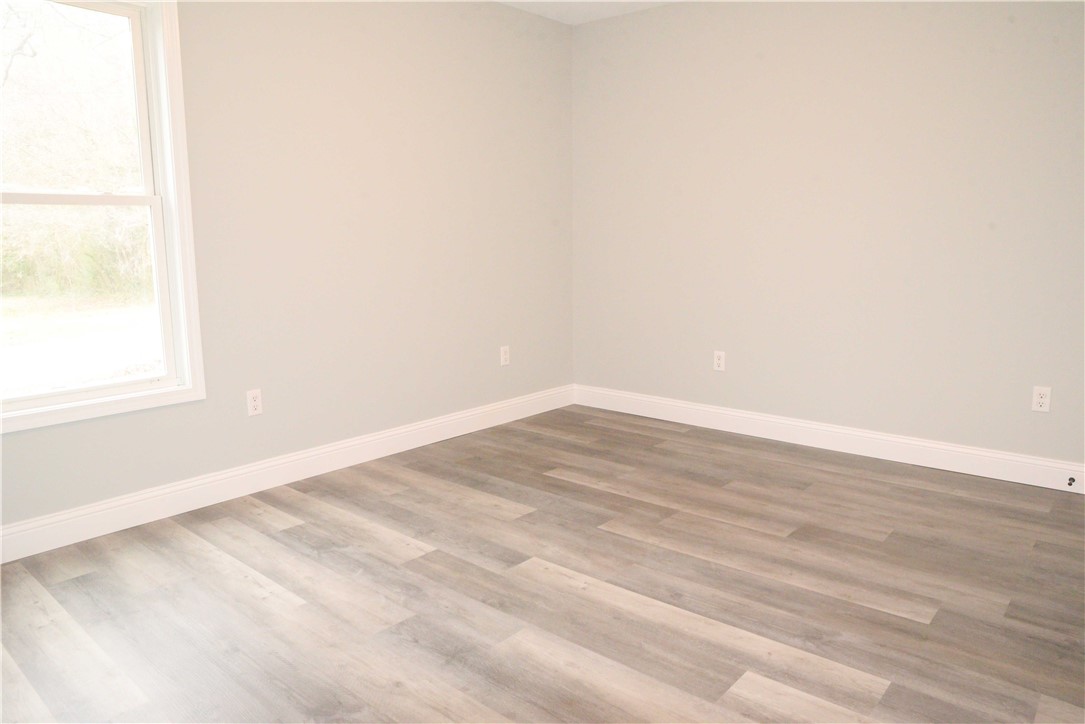 106 Simpson Street Westminster, SC 29693 - Photo 16 of 23