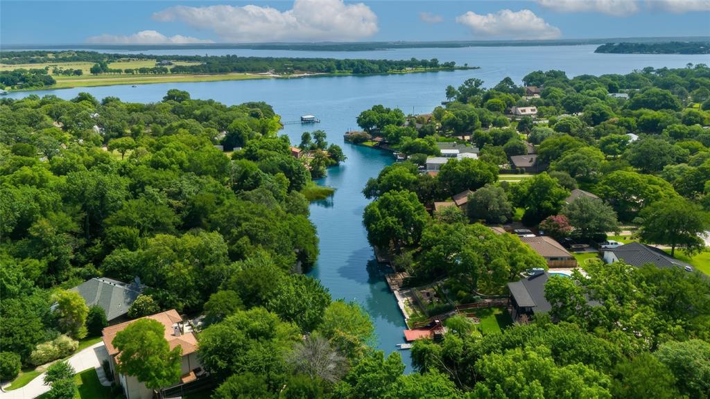 205 Timberlake Drive Azle, TX 76020 - Photo 38 of 40 an aerial view of a houses with a lake view