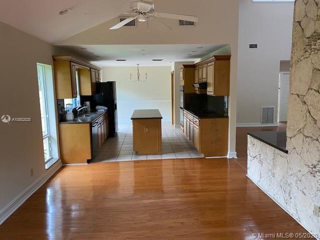 4199 Northwest 28th Way Boca Raton, FL 33434 - Photo 5 of 14