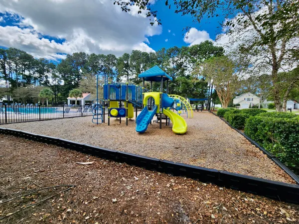 $2,900 | 1203 Palm Cove Drive, Charleston, SC 29492