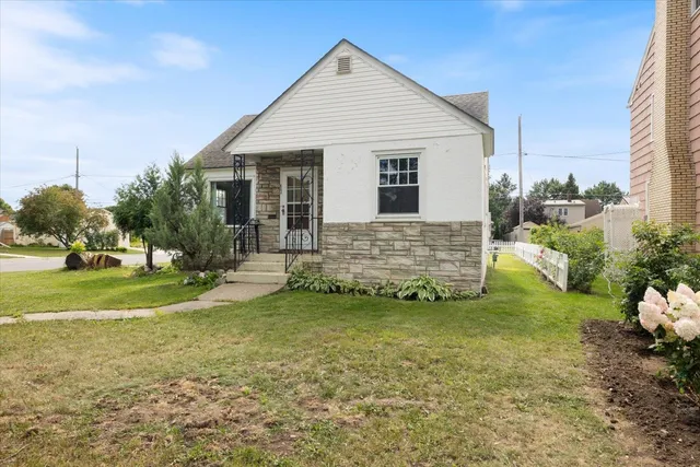 $165,000 | 802 6th Street South, Virginia, MN 55792