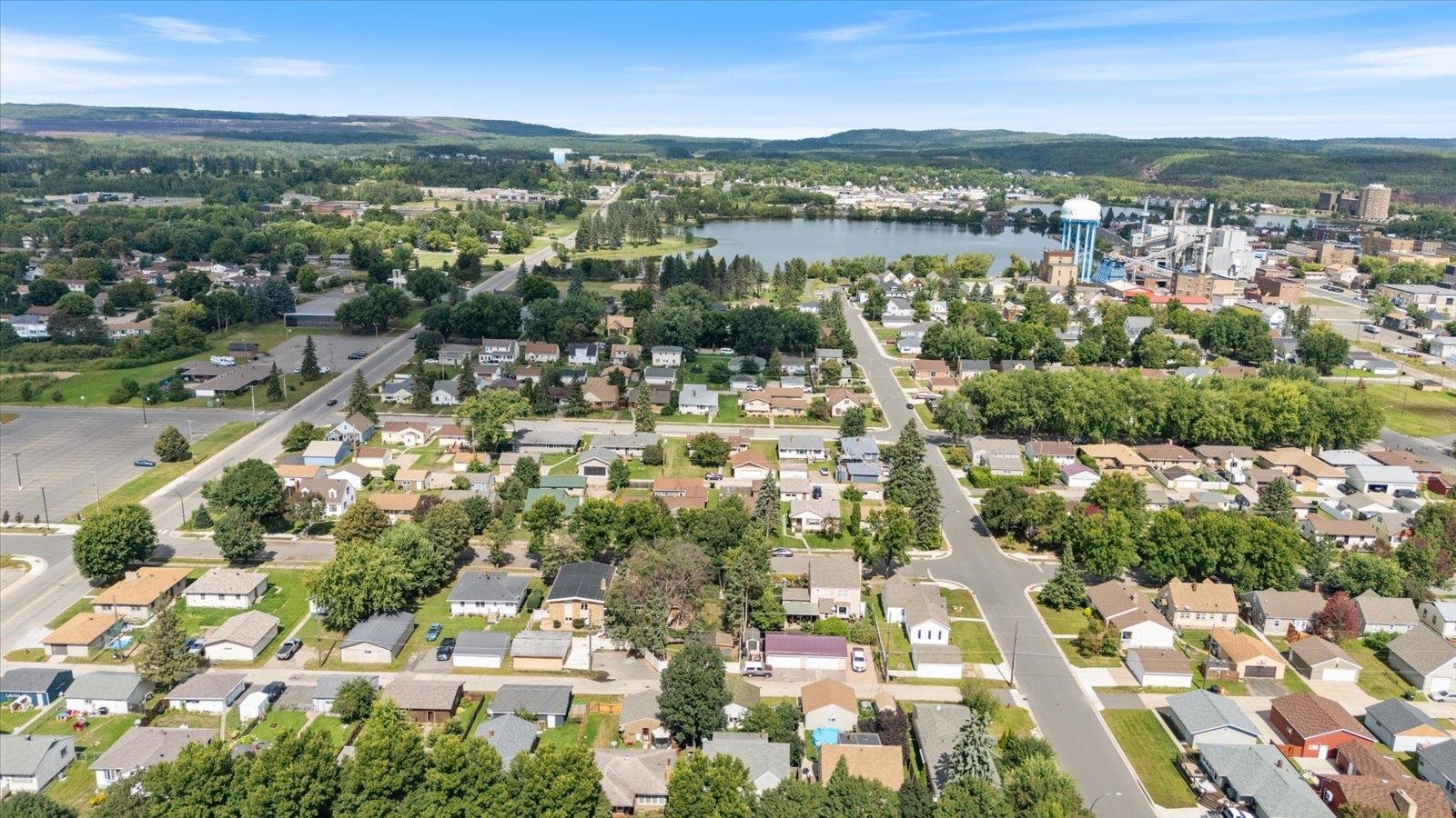 802 6th Street South Virginia, MN 55792 - Photo 5 of 50