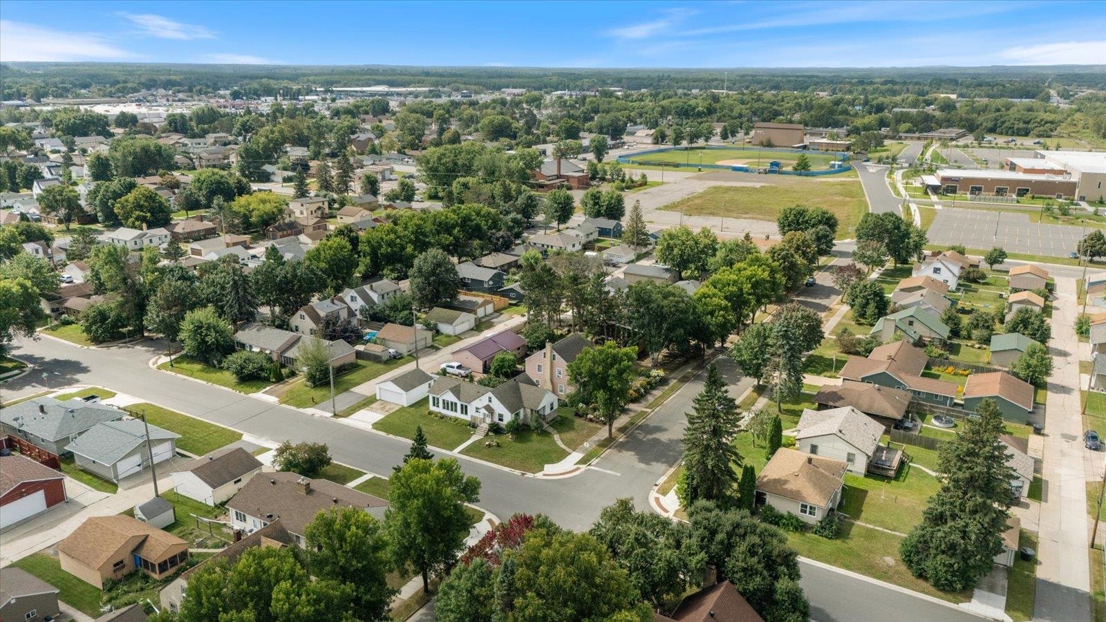 802 6th Street South Virginia, MN 55792 - Photo 8 of 50