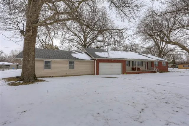 $235,000 | 2002 North Michigan Street, Pittsburg, KS 66762
