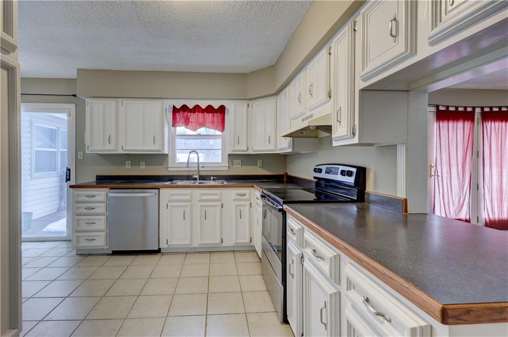 2002 North Michigan Street Pittsburg, KS 66762 - Photo 14 of 42