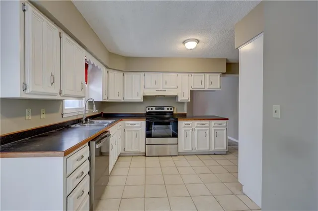 $235,000 | 2002 North Michigan Street, Pittsburg, KS 66762