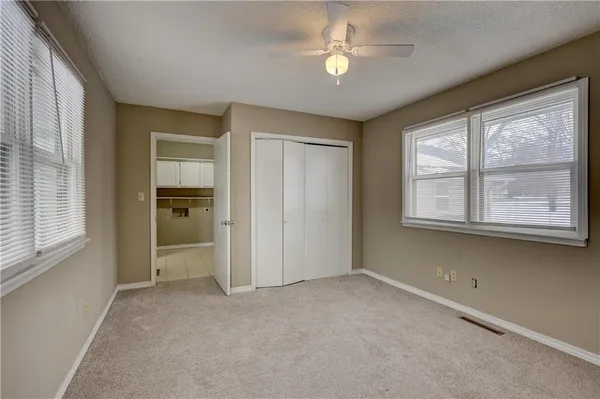 $225,000 | 2002 North Michigan Street, Pittsburg, KS 66762