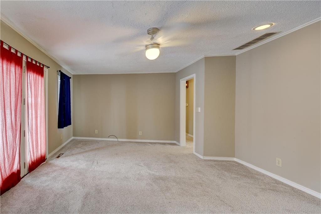 2002 North Michigan Street Pittsburg, KS 66762 - Photo 27 of 42