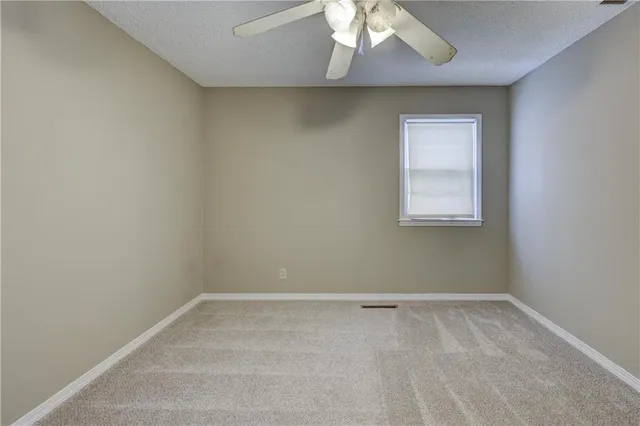 $235,000 | 2002 North Michigan Street, Pittsburg, KS 66762