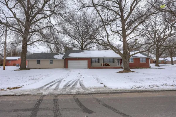 $225,000 | 2002 North Michigan Street, Pittsburg, KS 66762