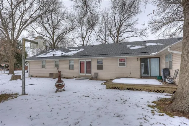 $235,000 | 2002 North Michigan Street, Pittsburg, KS 66762