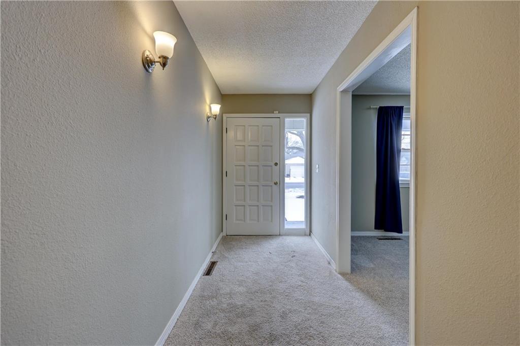 2002 North Michigan Street Pittsburg, KS 66762 - Photo 9 of 42