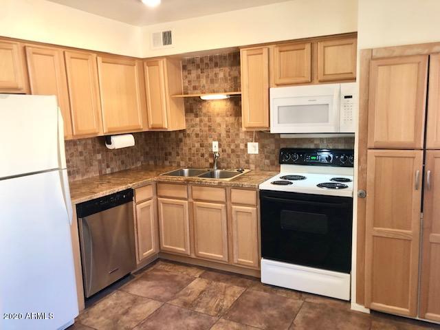 3031 South Rural Road, Unit 14 Tempe, AZ 85282 - Photo 2 of 13 IMG_2684