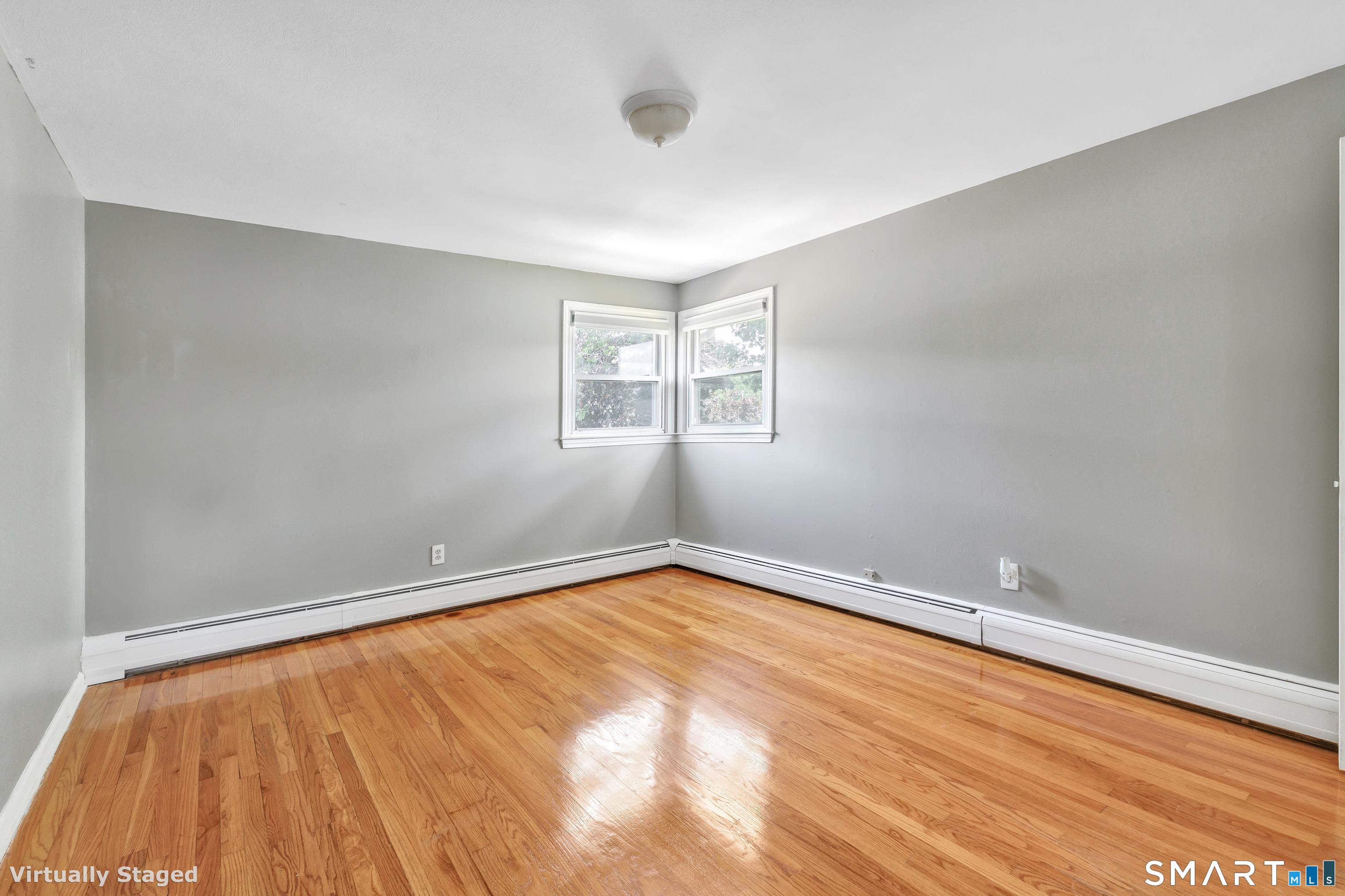 175 Post Oak Road Stratford, CT 06614 - Photo 18 of 33 MASTER BEDROOM