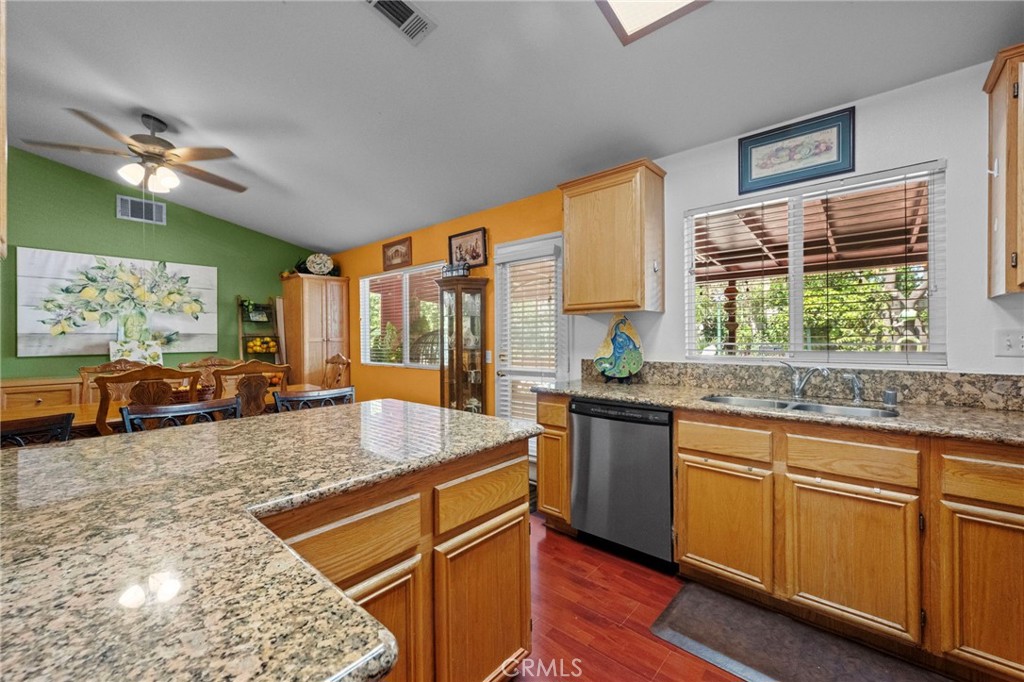 15070 Spring Street Fontana, CA 92335 - Photo 12 of 55