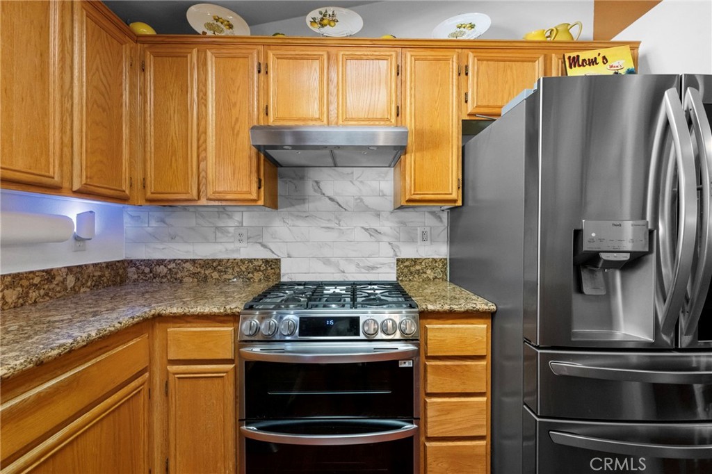 15070 Spring Street Fontana, CA 92335 - Photo 16 of 55