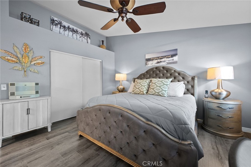 15070 Spring Street Fontana, CA 92335 - Photo 20 of 55 Master Bathroom