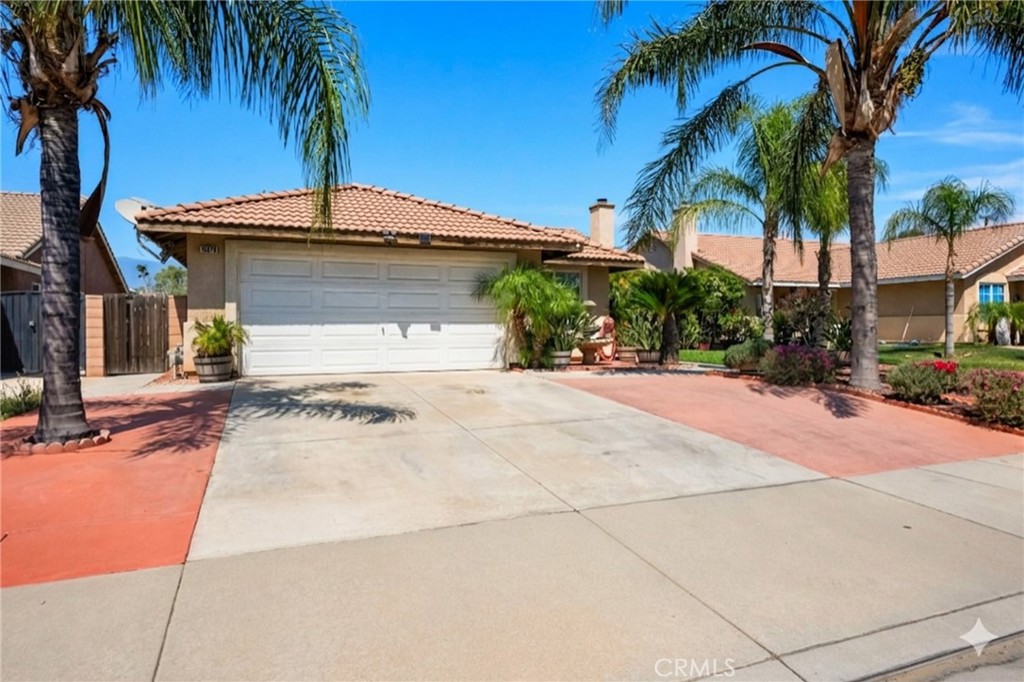15070 Spring Street Fontana, CA 92335 - Photo 2 of 55