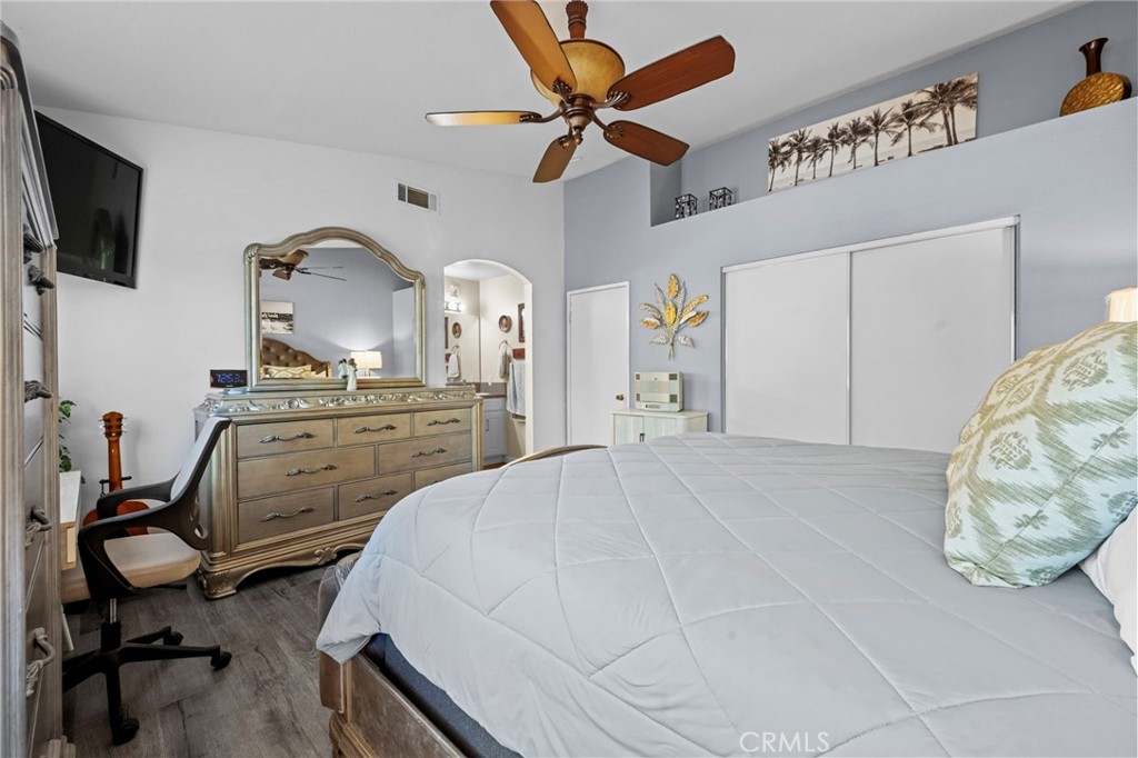 15070 Spring Street Fontana, CA 92335 - Photo 22 of 55 Master Bedroom