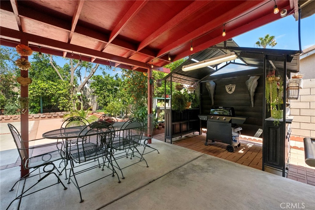 15070 Spring Street Fontana, CA 92335 - Photo 34 of 55