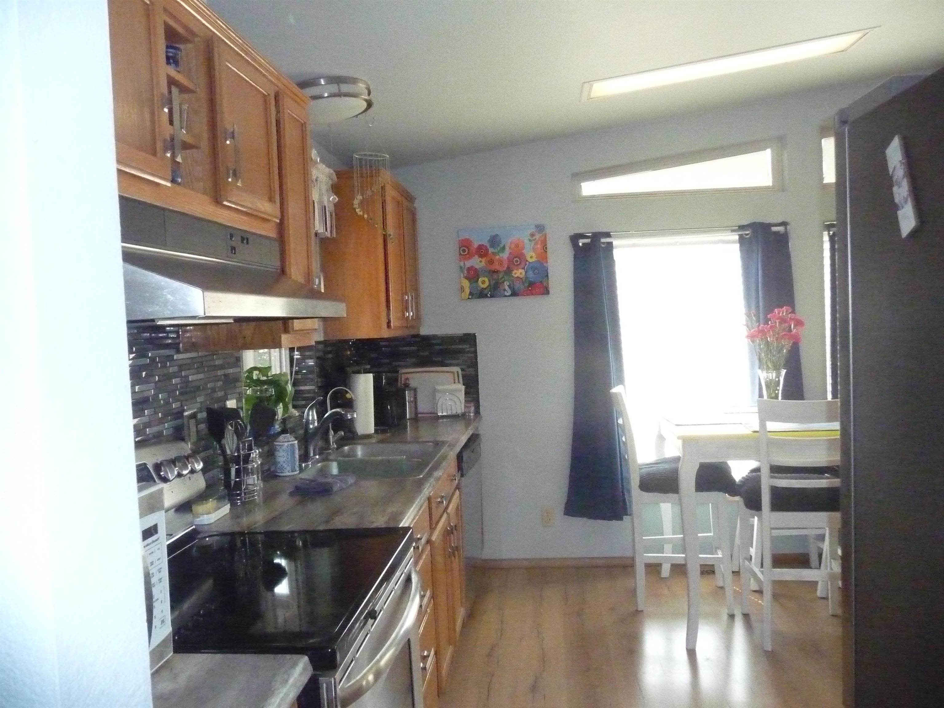 13724 West Medical Lake Road Four Lakes, WA 99004 - Photo 9 of 27 Gallery Image 9