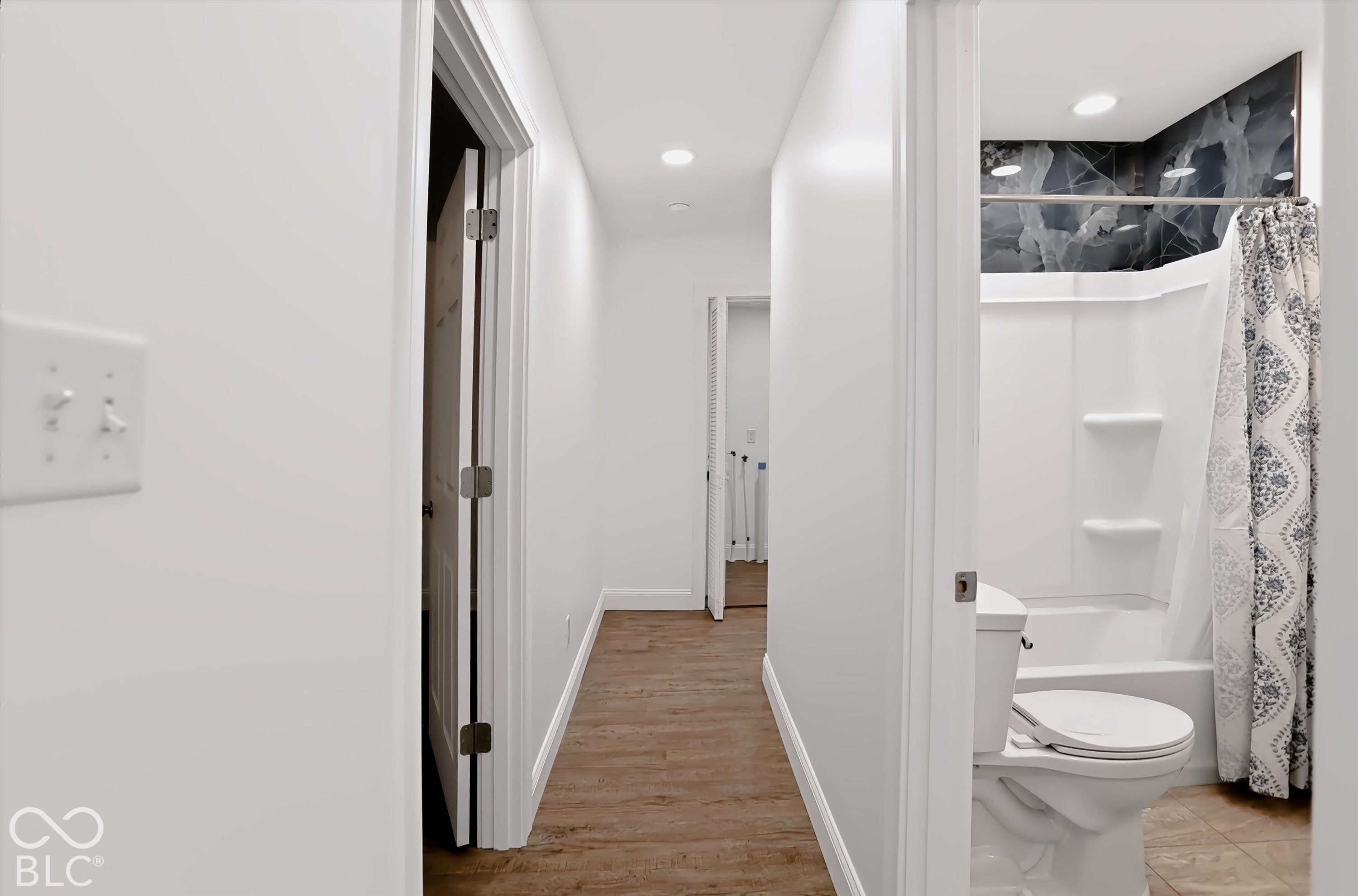 7902 Alexander Street Indianapolis, IN 46259 - Photo 24 of 53 Gallery Image 24