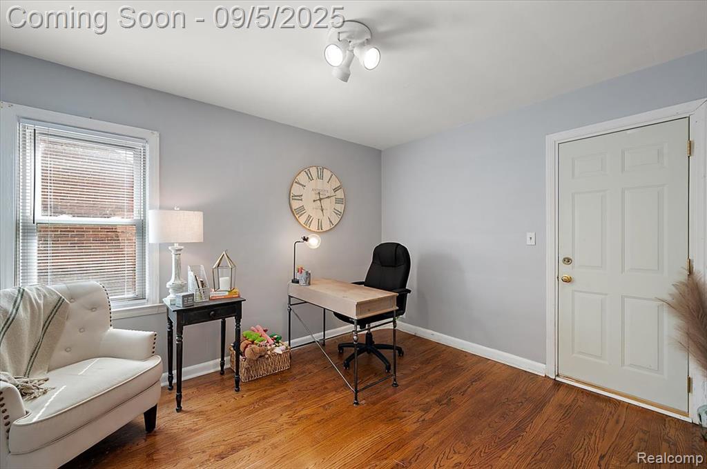 2151 Hawthorne Road Grosse Pointe Woods, MI 48236 - Photo 20 of 38