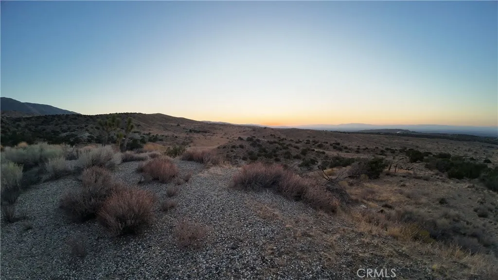 0 Longview Rd/punchbowl Rd/vic Avenue Juniper Hills, CA 93543 - Photo 3 of 7 a view of a large mountain