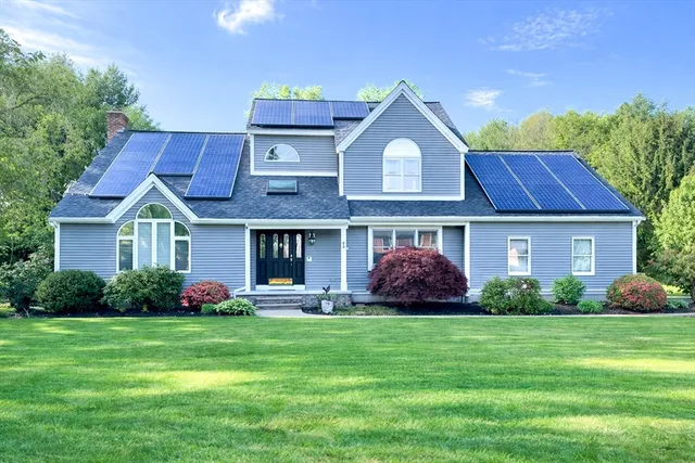 $779,000 | 79 Country Club Drive, Northbridge, MA 01588