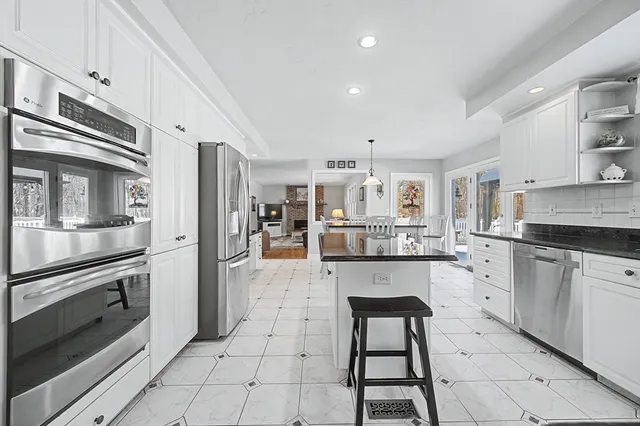 $779,000 | 79 Country Club Drive, Northbridge, MA 01588