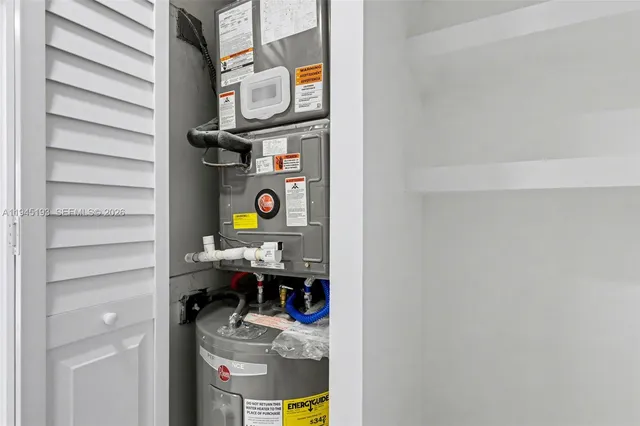 $1,700 | 406 Northwest 68th Avenue, Unit 206, Plantation, FL 33317