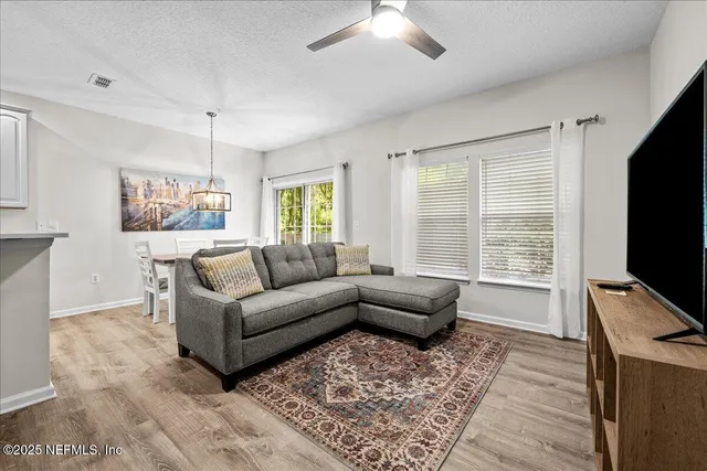 $220,000 | 1515 Landau Road, Jacksonville, FL 32225