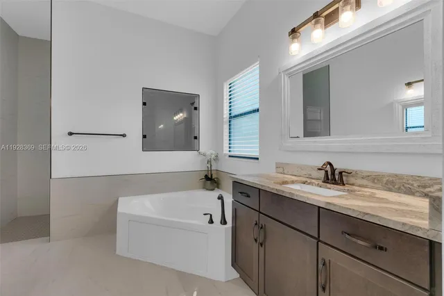 $970,000 | 17924 68th Street North, Loxahatchee, FL 33470