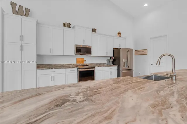 $970,000 | 17924 68th Street North, Loxahatchee, FL 33470