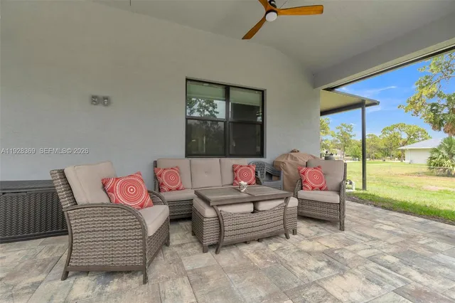 $970,000 | 17924 68th Street North, Loxahatchee, FL 33470