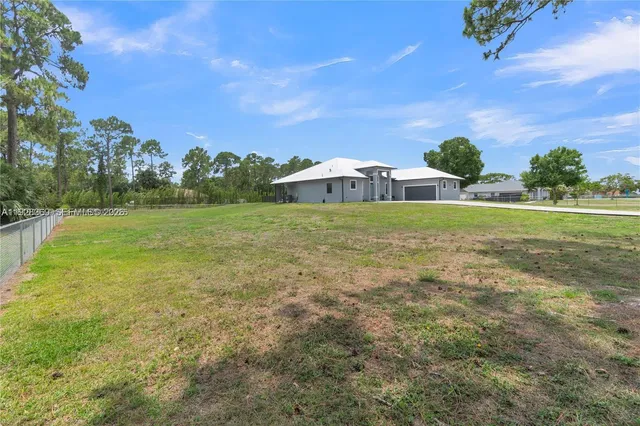 $970,000 | 17924 68th Street North, Loxahatchee, FL 33470