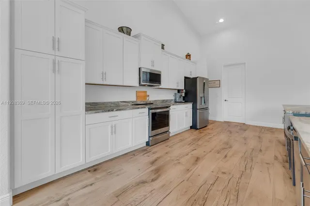 $970,000 | 17924 68th Street North, Loxahatchee, FL 33470