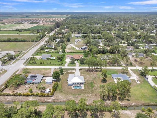 $970,000 | 17924 68th Street North, Loxahatchee, FL 33470