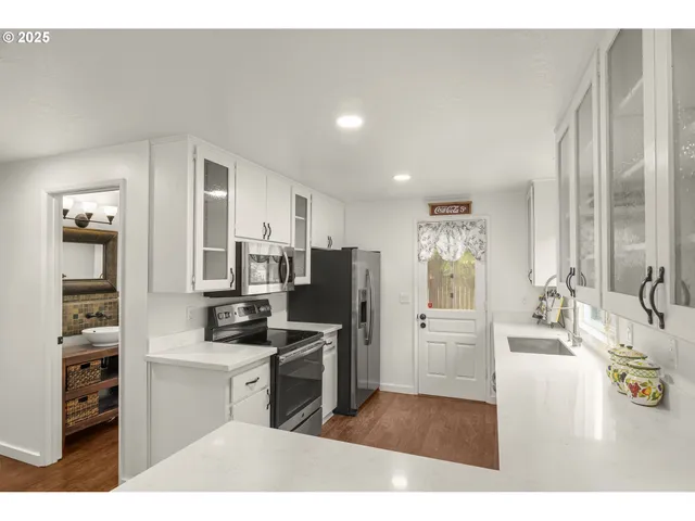 $569,000 | 14843 Southwest Daphne Court, Beaverton, OR 97007