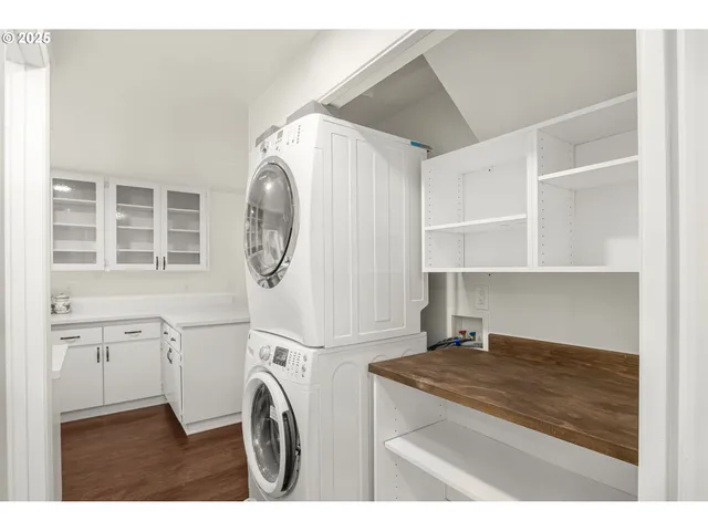 $569,000 | 14843 Southwest Daphne Court, Beaverton, OR 97007