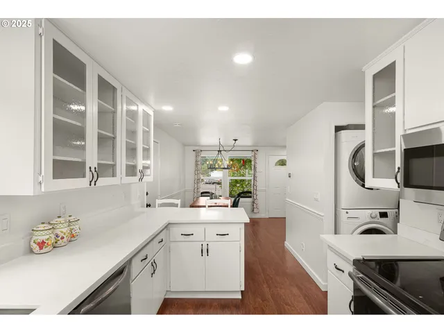 $569,000 | 14843 Southwest Daphne Court, Beaverton, OR 97007