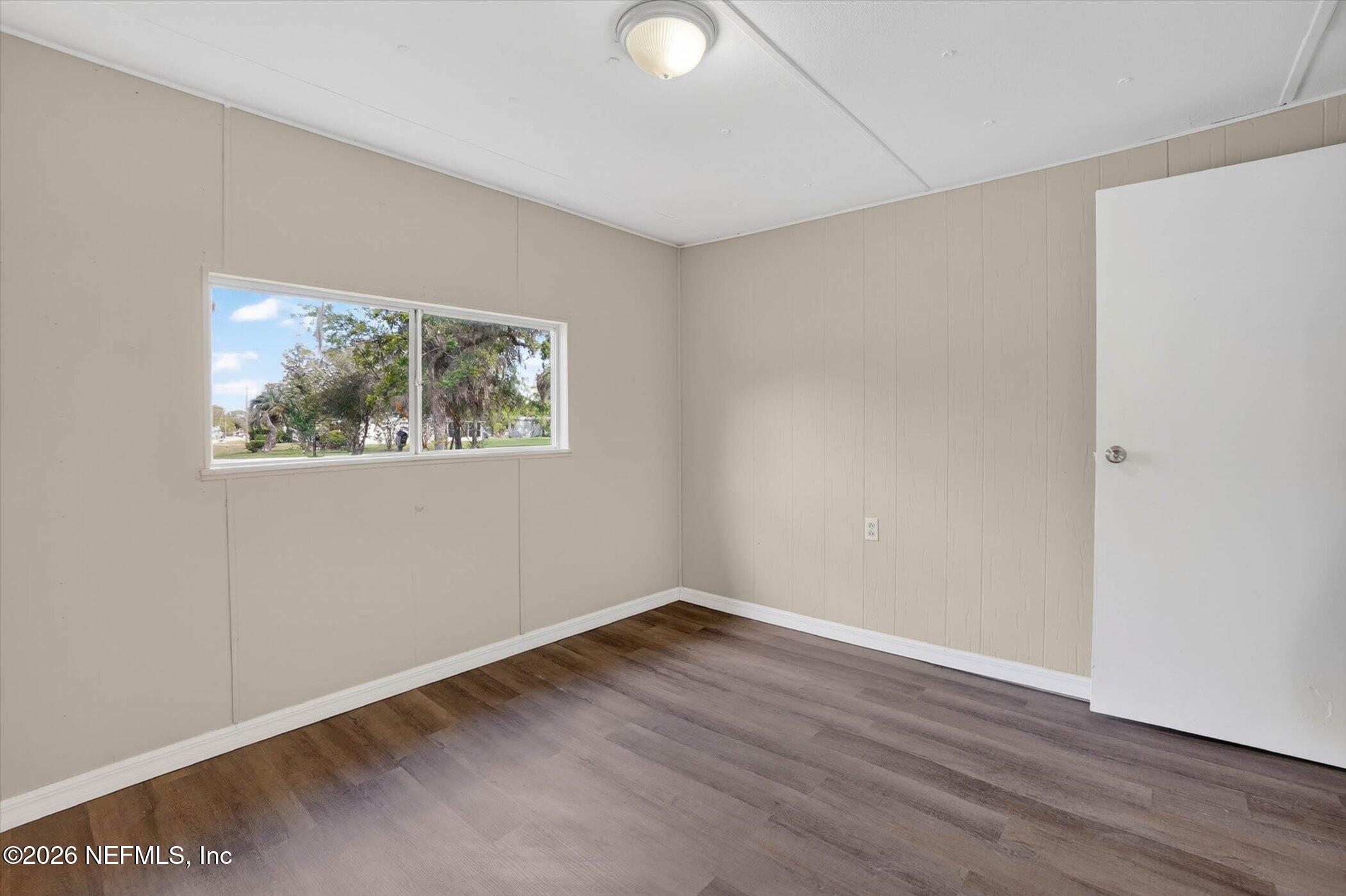 160 Southwest 9th Avenue Lake Butler, FL 32054 - Photo 25 of 42 23-160-SW-9th-Ave-WindowStill-Photograph