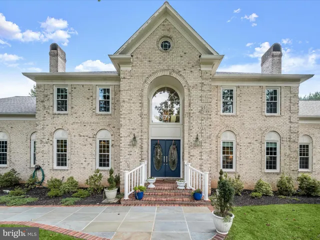 $1,450,000 | 9117 Goshen Valley Drive, Gaithersburg, MD 20882