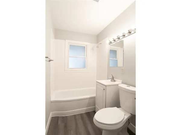 $2,350 | 5048 North Girard Avenue, Minneapolis, MN 55430