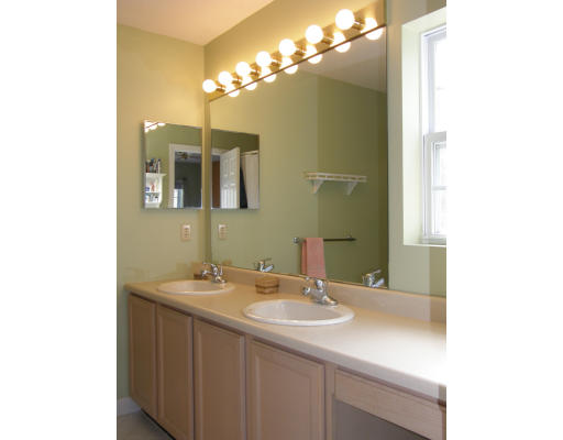 16 Lyon Lane Boca Raton, FL 33428 - Photo 15 of 24 Gallery Image 15