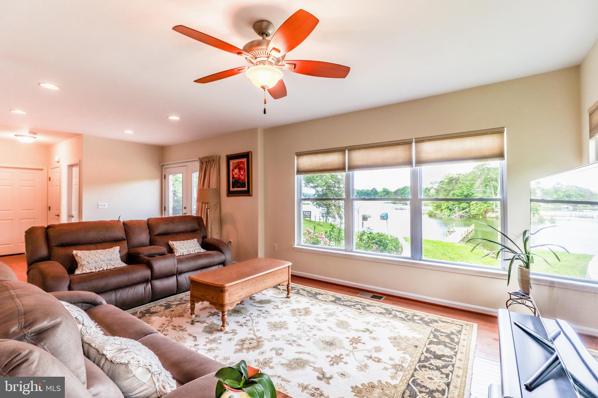25029 Briscoe Road Hollywood, MD 20636 - Photo 13 of 45 Spacious Family Room